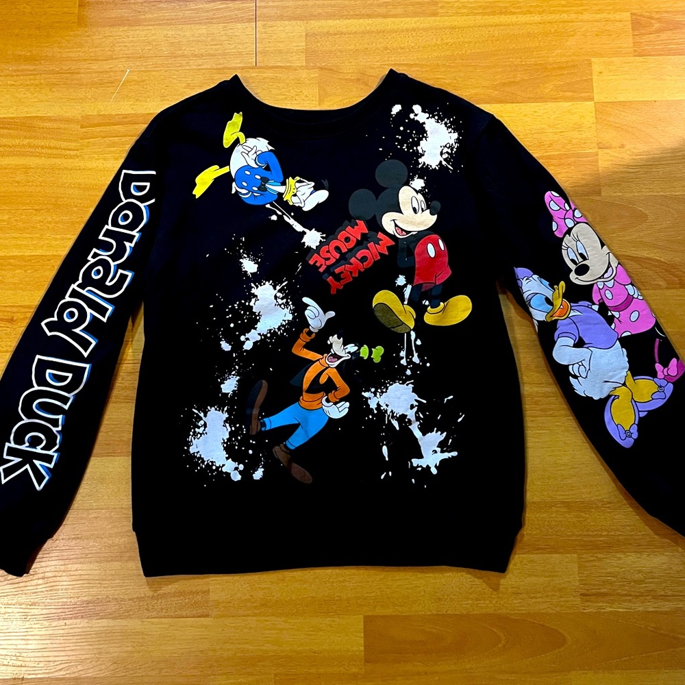 Vintage Mickey Mouse & Friends black crew neck sweatshirt